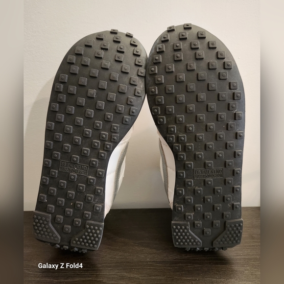 Nike Waffle Trainer 2 White Metal Silver Women's Size 9 - Picture 3 of 9